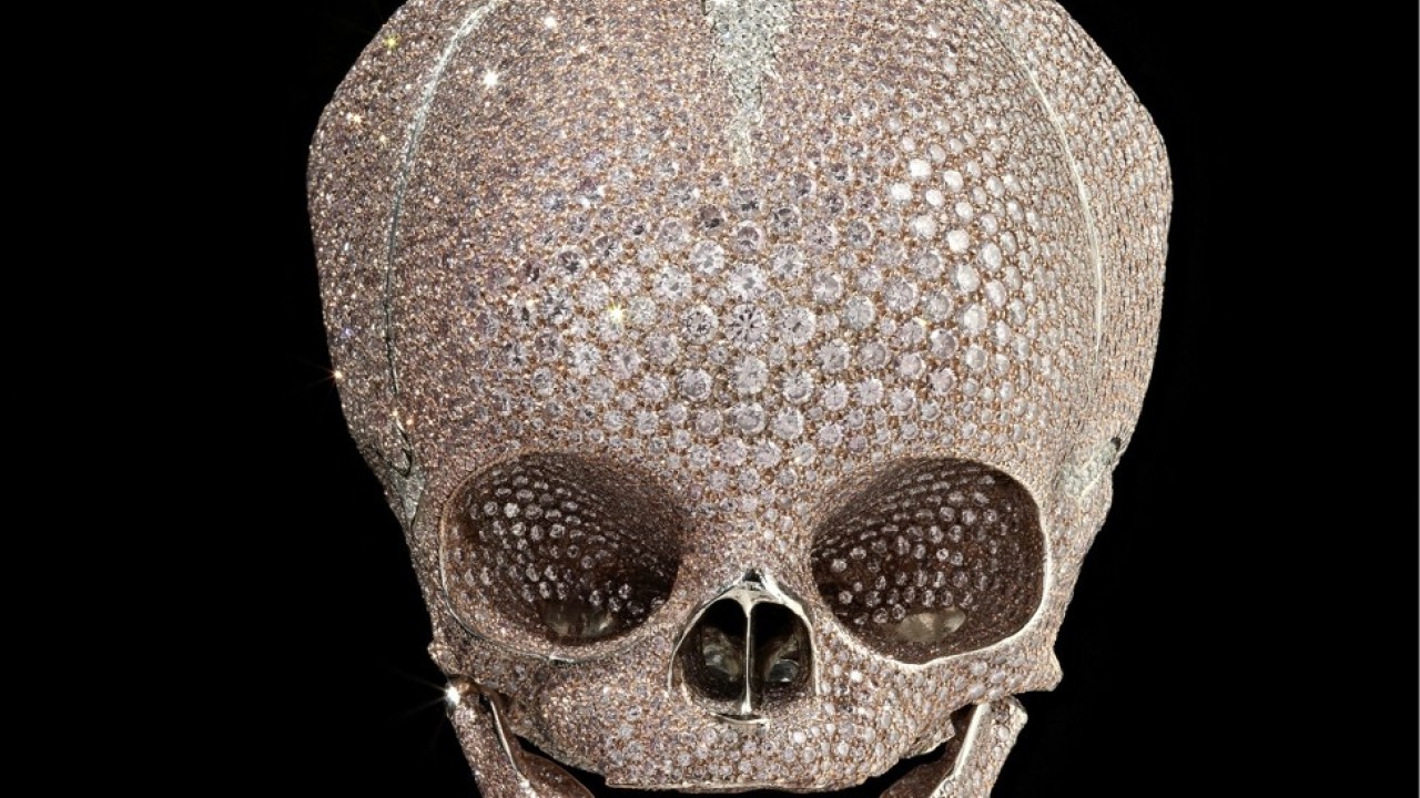 Damien Hirst, focused and funny, is back at Gagosian in Hong Kong 