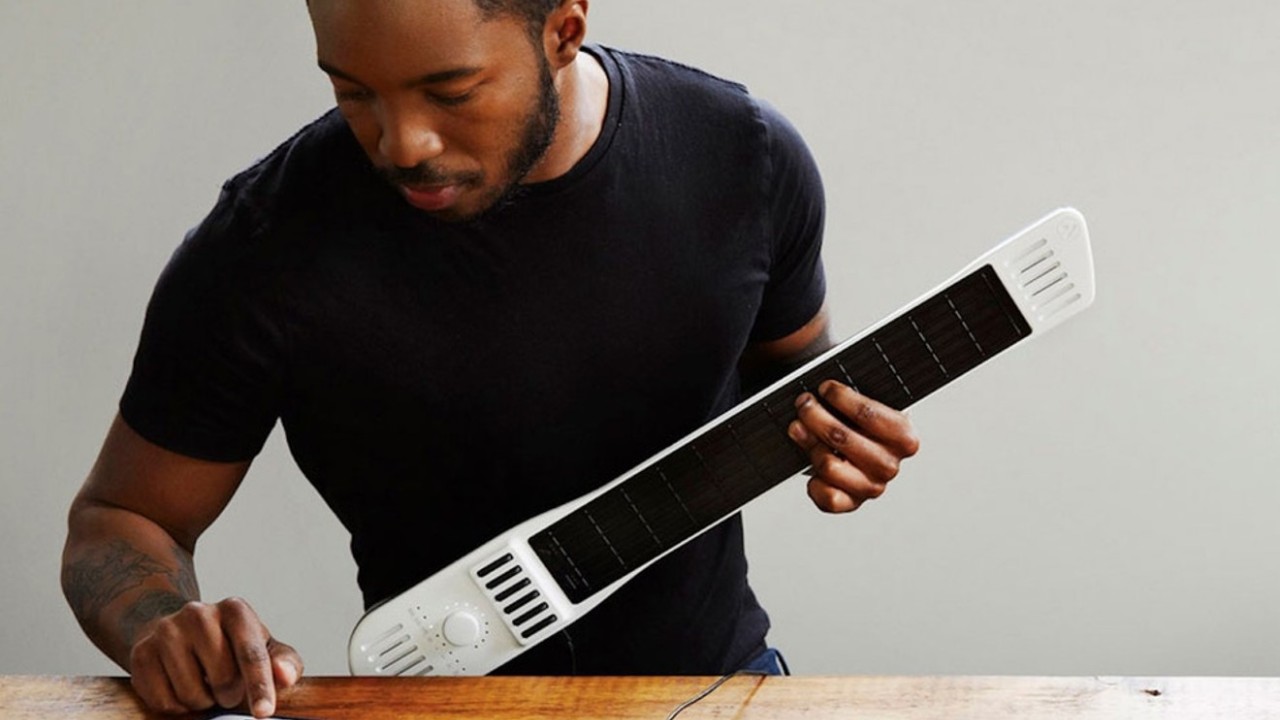 Self taught musicians hit the high notes on app connected digital keyboards and string instruments South China Morning Post