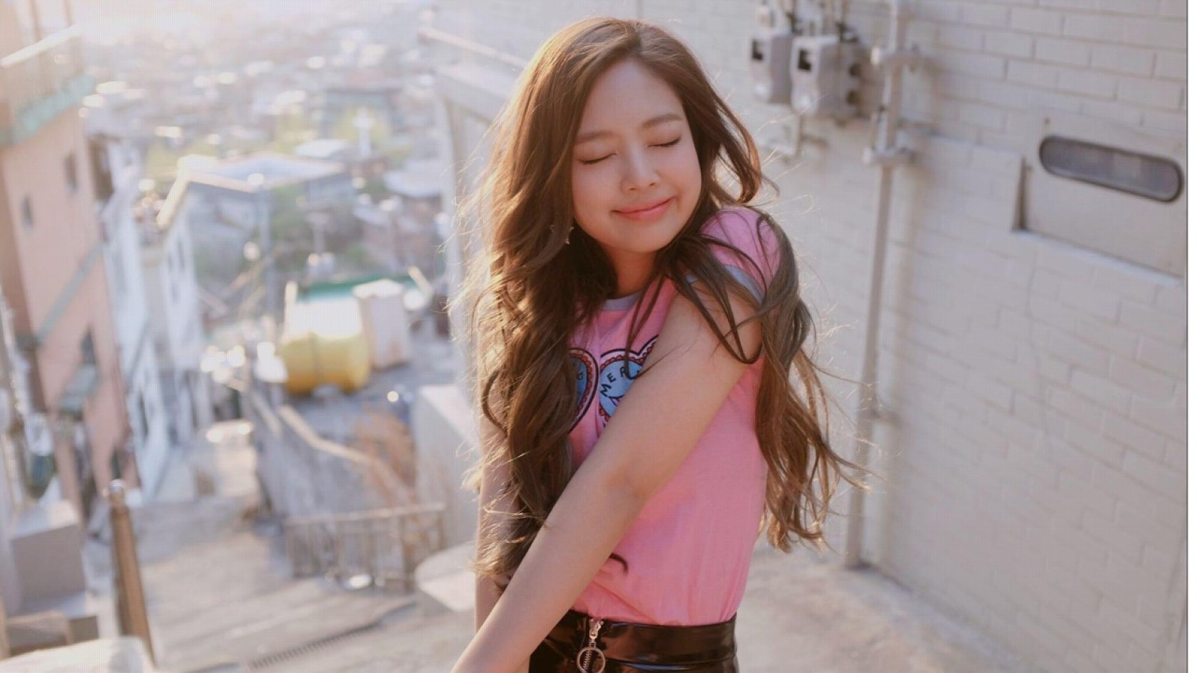 Jennie from Blackpink – New Zealand-raised K-pop singer who, like