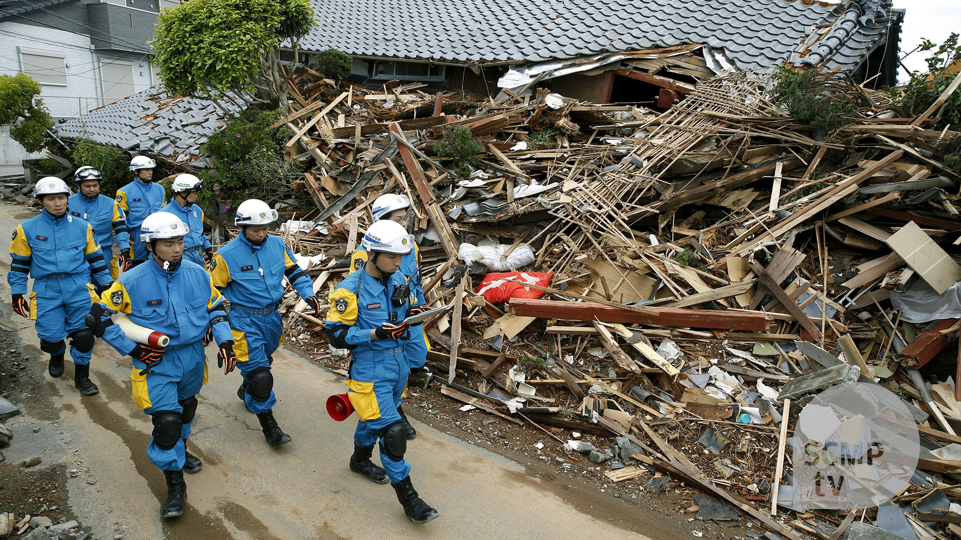 Dramatic footage of second Japan quake
