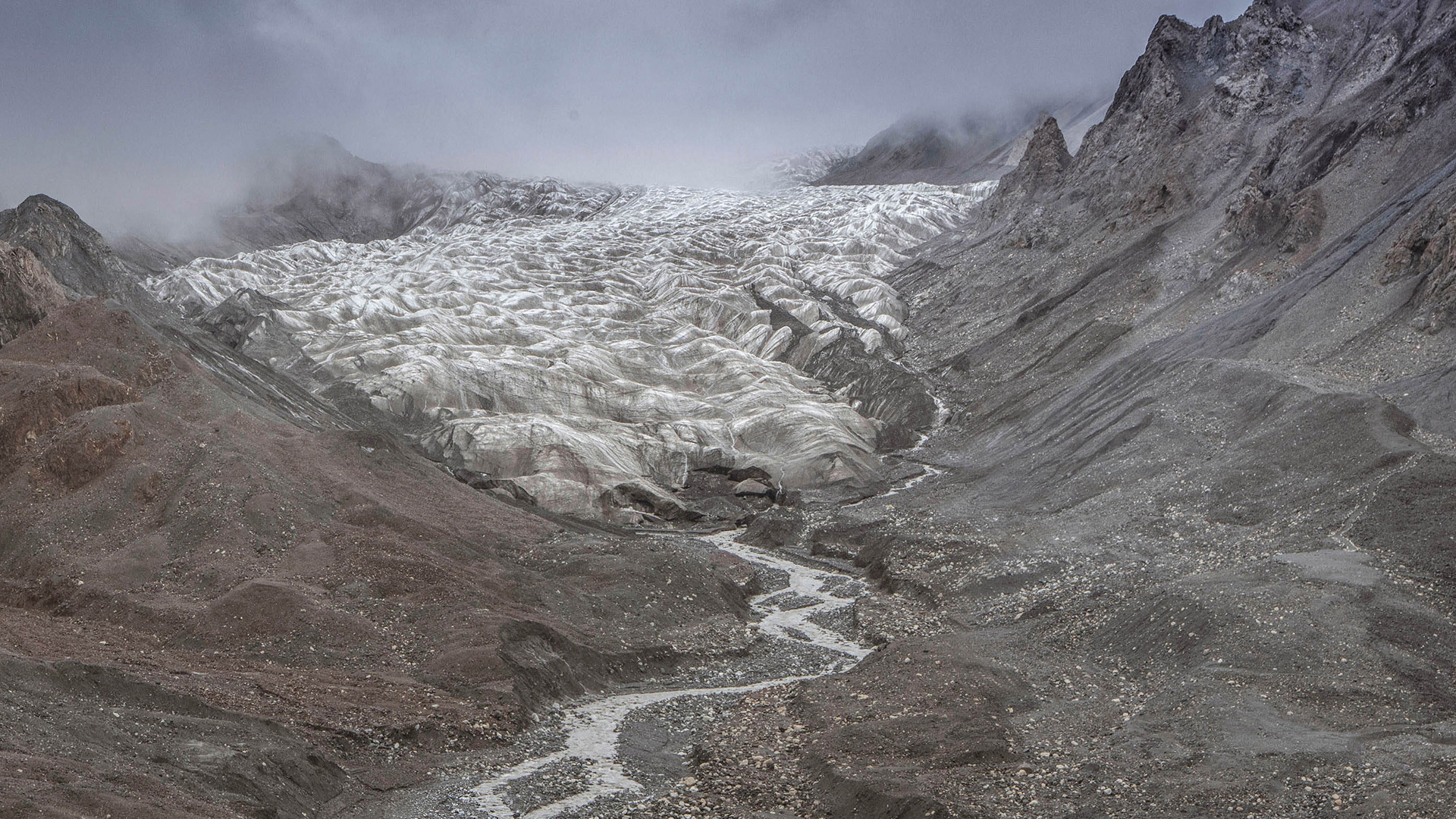 ‘Asia’s water tower’ is in danger as 80 per cent of glaciers in China may disappear in the 21st Century